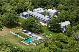 An Auction of a Stunning Home on Martha's Vineyard Is Now Underway
