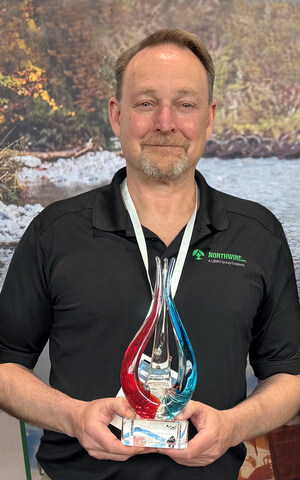 Waytek Presents Product of the Year Award to Northwire for its DataCELL® J1939 CAN Bus Cable